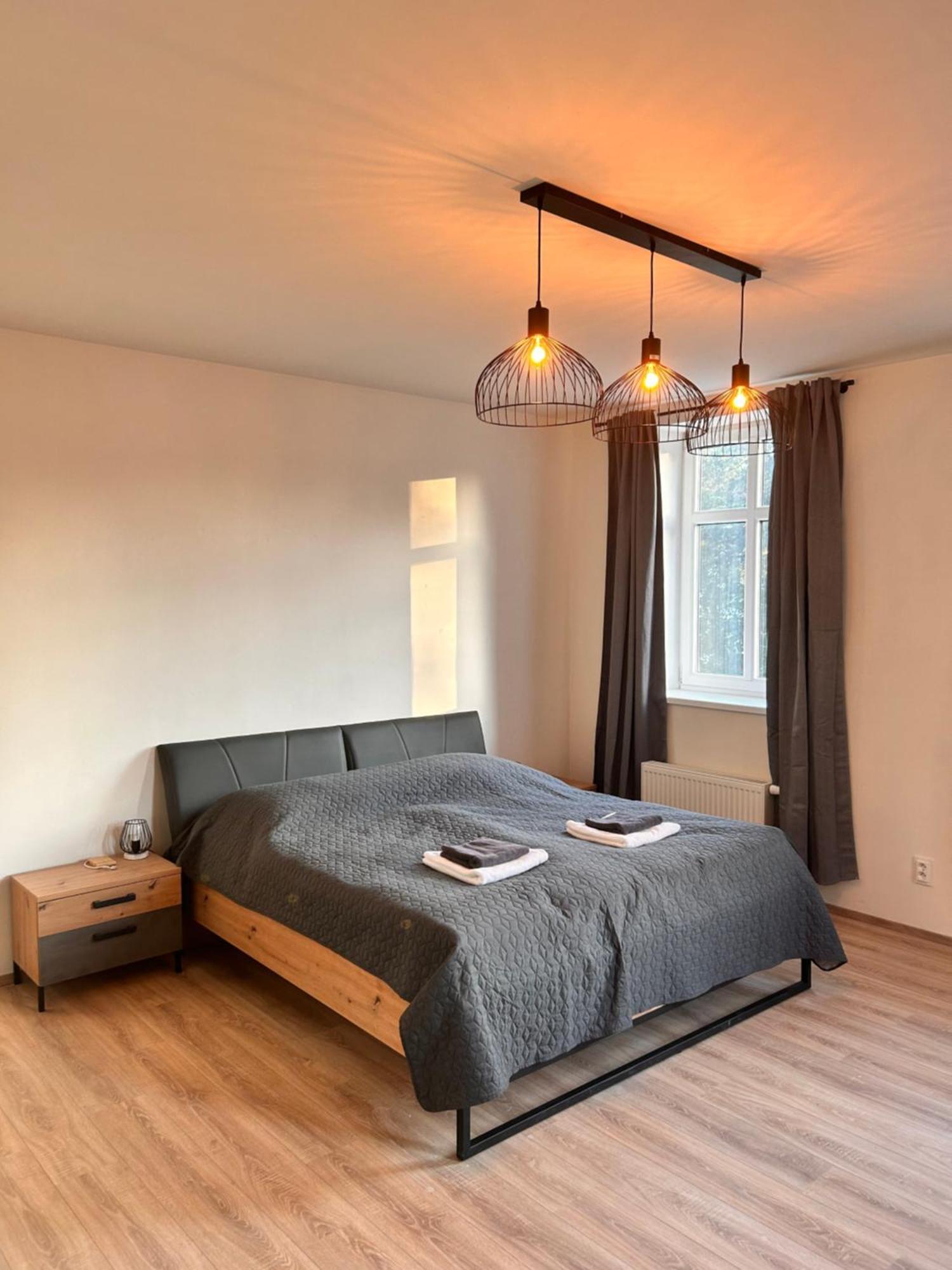 Gallery Apartments Liberec Ngoại thất bức ảnh